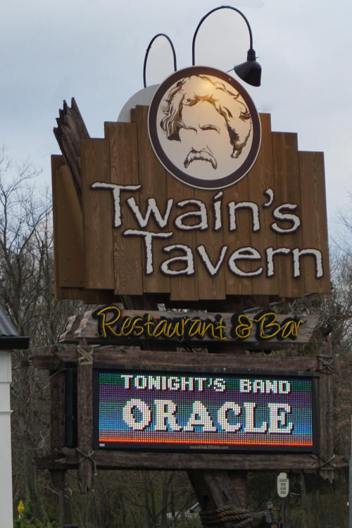 Twain's Tavern