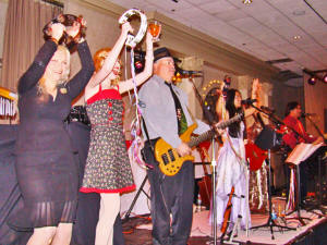 Oracle Band performing at Holiday Party for Apple Ford - 2007