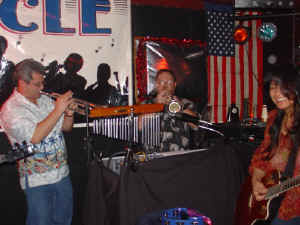 Trumpet virtuoso Bill Stevik joins Steve on stage for some fun at Afterdeck in January 2006