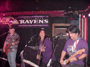 ravens-roost-party-10.jpg (146971 bytes)