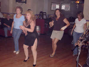 dance-floor-08.jpg (104981 bytes)