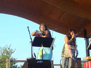 Nikki performs at the Laurel Lakes Concert. Click for enlarged view.