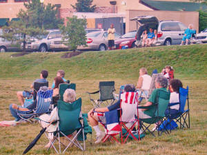 Audience at the 2008 Laurel Lakes Maryland concert