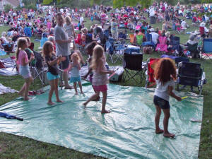 Oracle Band at Laurel Independence Day 2013 celebration