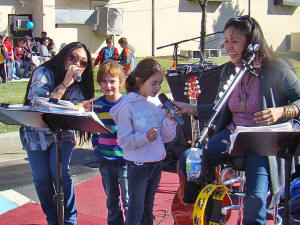 FutureCare 2010 Harvest Festival with Oracle Band