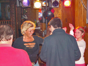 Friday night at Perry's Restaurant with Oracle Band - Click for enlarged view