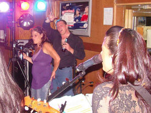 Oracle Band perfoms at Perry's Restaurant / nightclub in Odenton Maryland