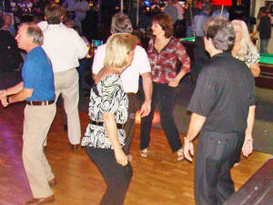 Saturday Night at Whispers in Glen Burnie Maryland. Click for enlarged view