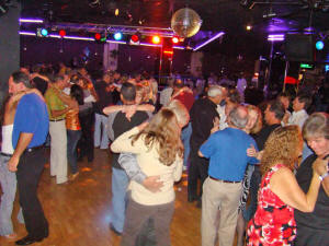Saturday Night at Whispers in Glen Burnie Maryland. Click for enlarged view