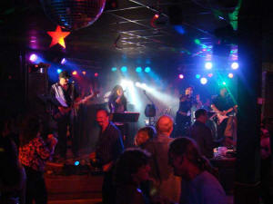 Oracal Band at Whispers Restaurant & Nightclub Glen Burnie Maryland - July 2010
