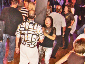 Party at Whispers Nightclub with Oracle Band. Click for enlarged view