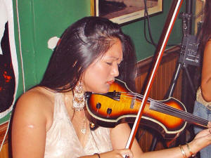 Nikki Herrera - Violinist